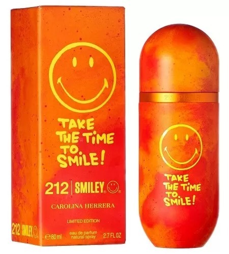 212 smiley carolina herrera