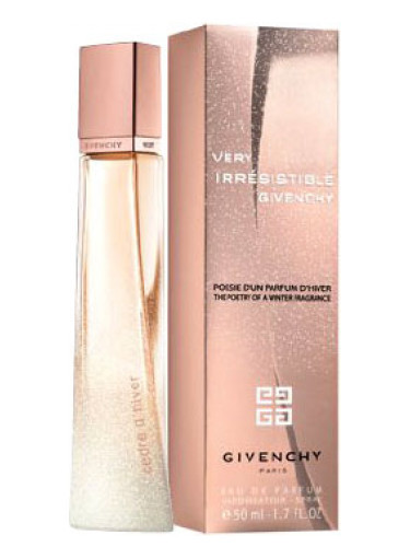 very irresistible poesie dun parfum dhiver cedre dhiver givenchy